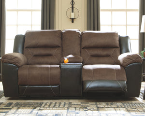 Earhart Signature Design by Ashley Loveseat