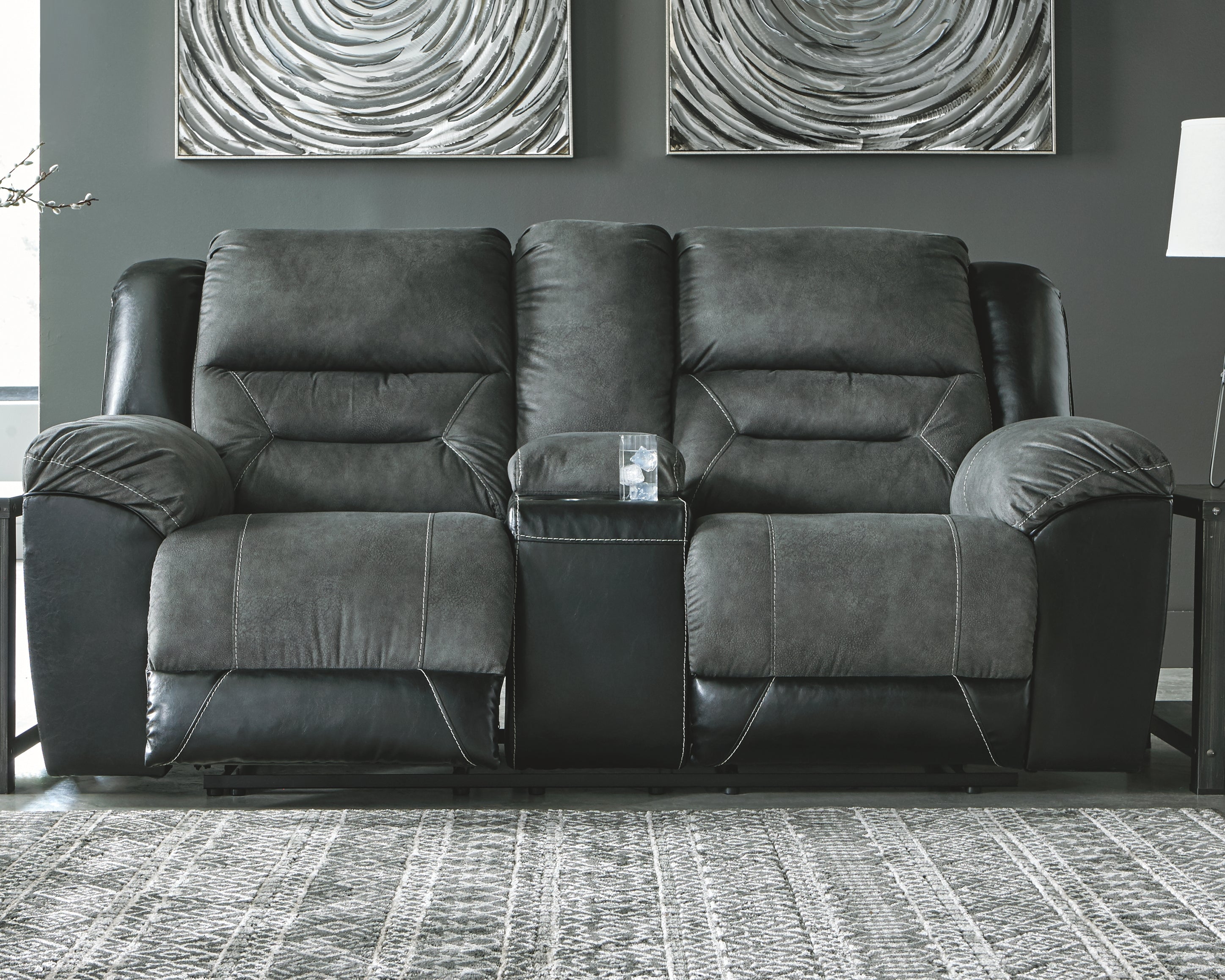 Earhart Signature Design by Ashley Loveseat