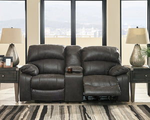 Dunwell Signature Design by Ashley Loveseat