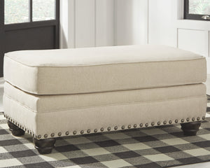 Harrietson Signature Design by Ashley Ottoman