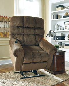 Ernestine Signature Design by Ashley Recliner