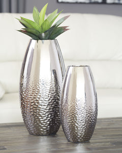 Dinesh Signature Design by Ashley Vase