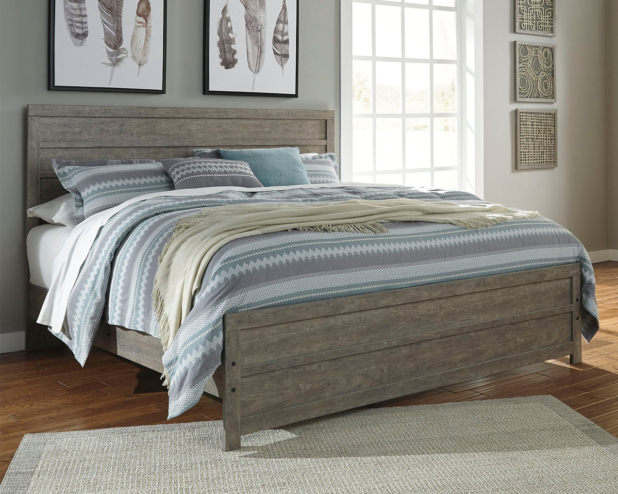 Culverbach Signature Design by Ashley King Panel Bed