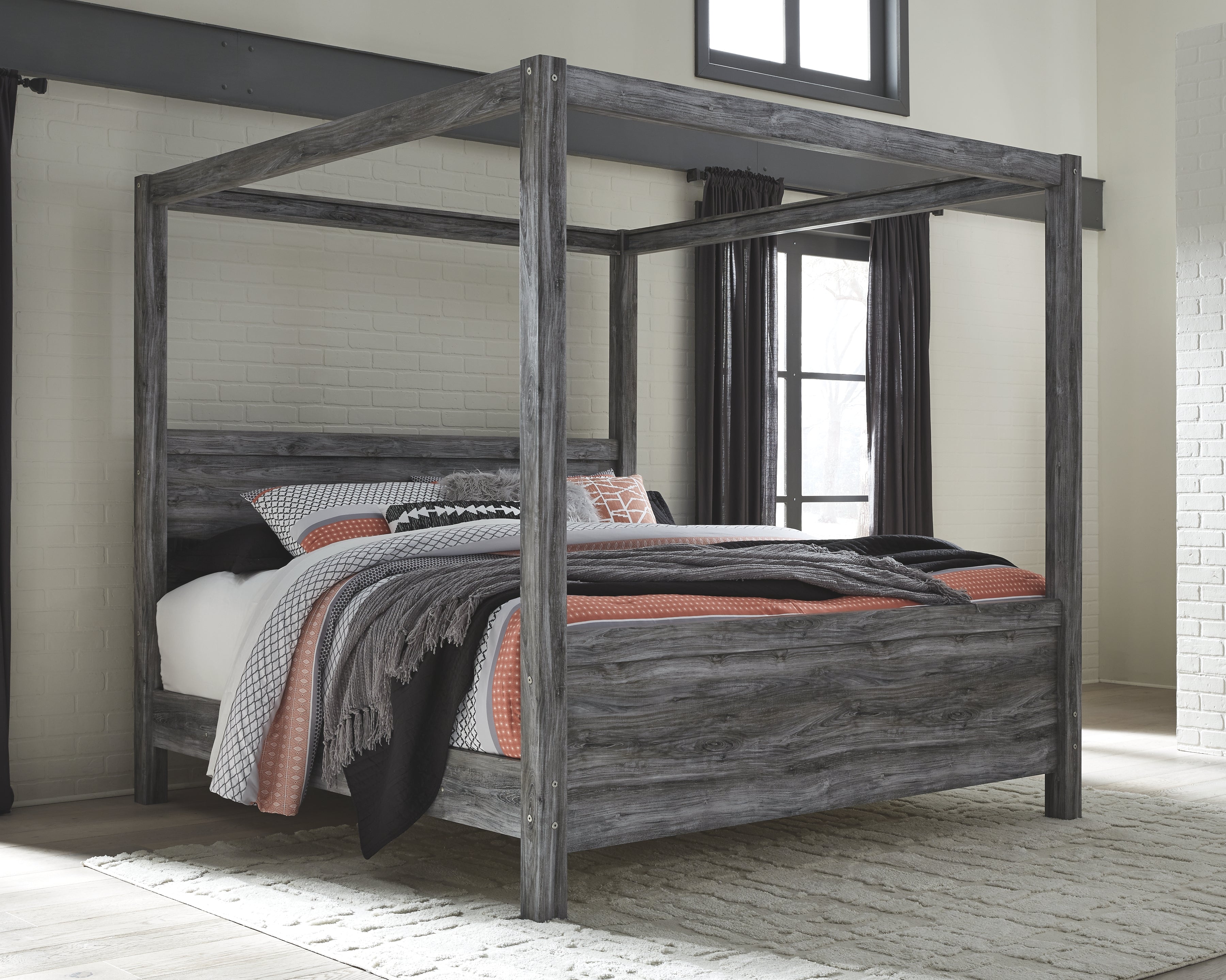 Baystorm Signature Design by Ashley King Poster Bed