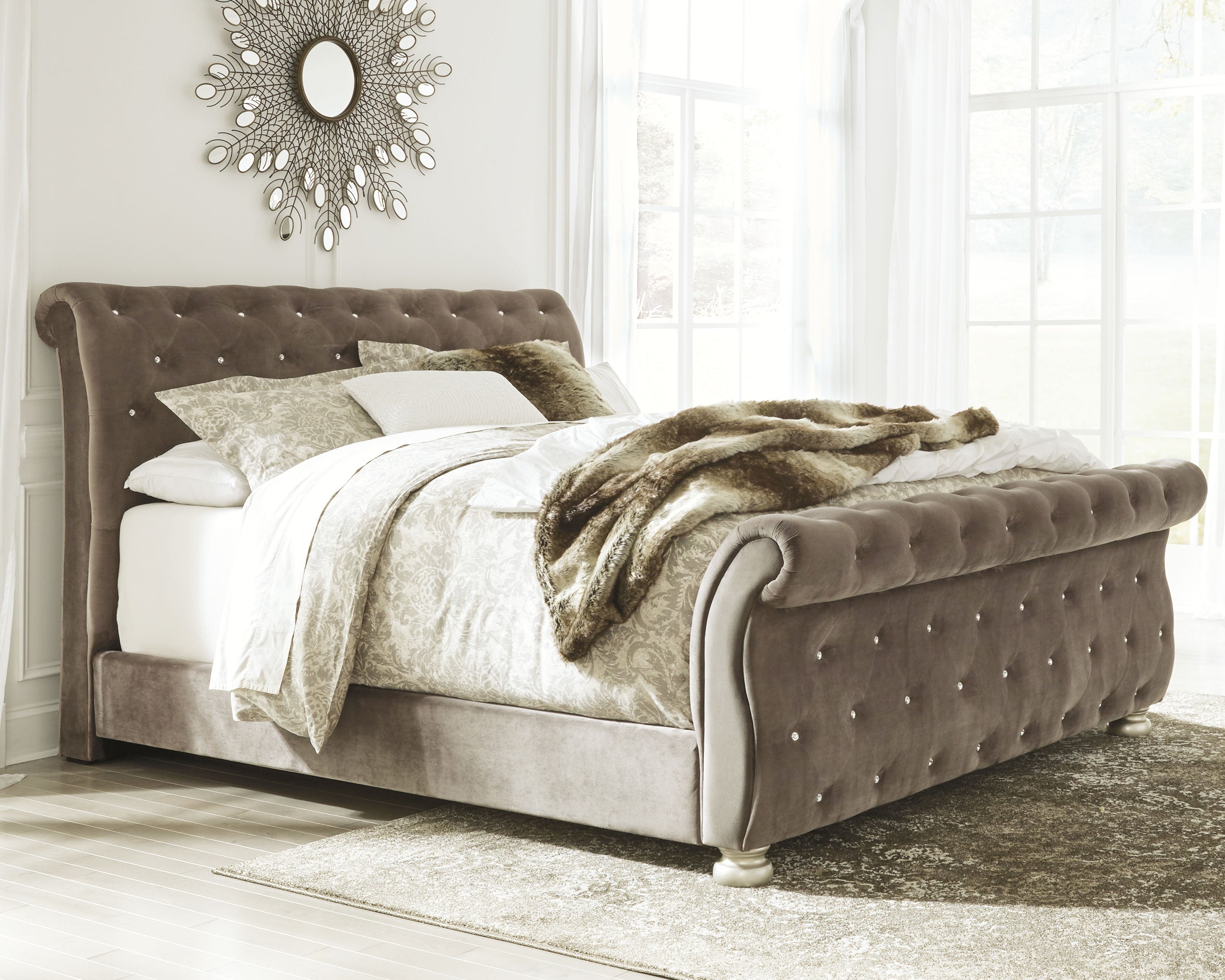 Cassimore Signature Design by Ashley Queen Upholstered Bed