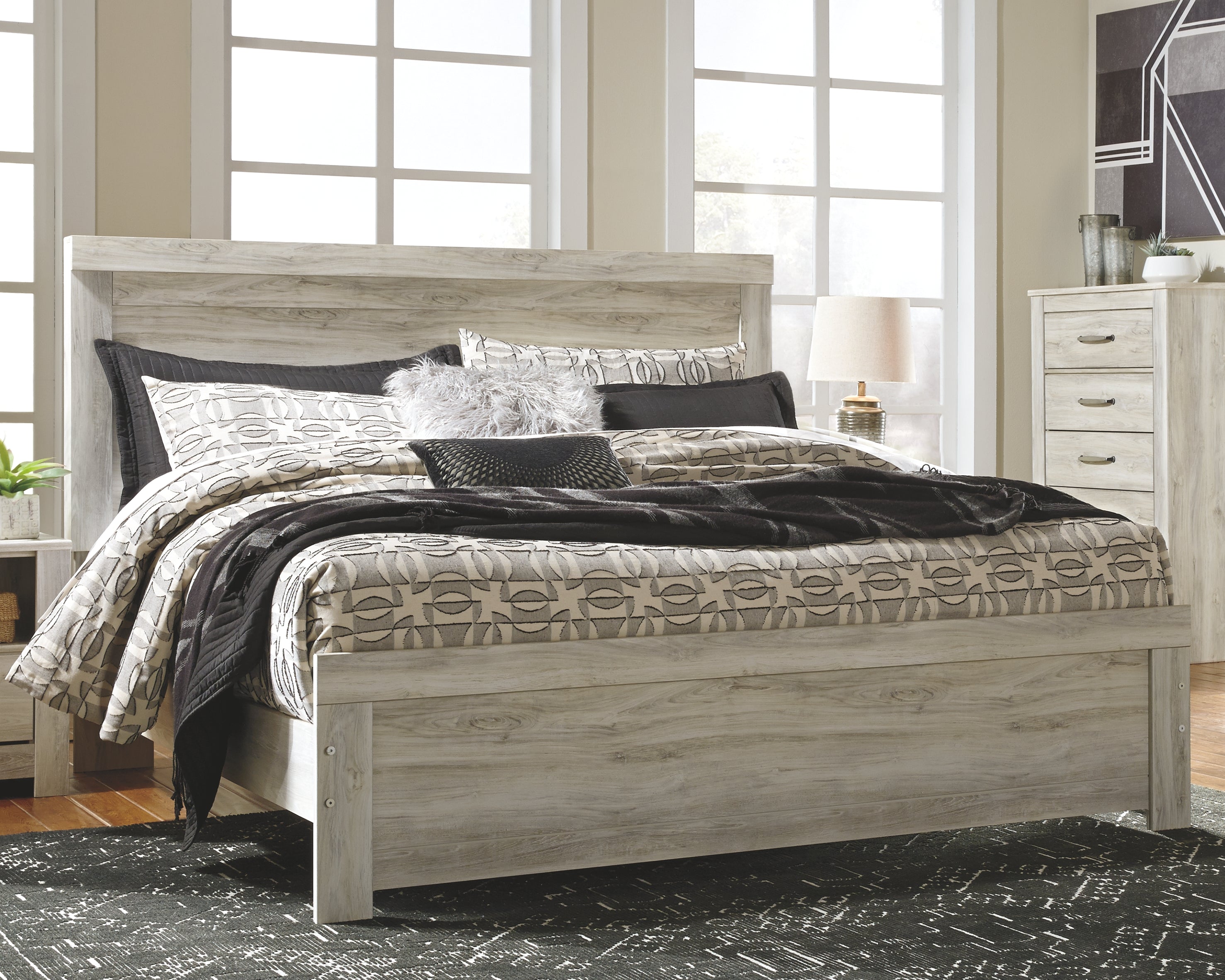 Bellaby Signature Design by Ashley King Panel Bed