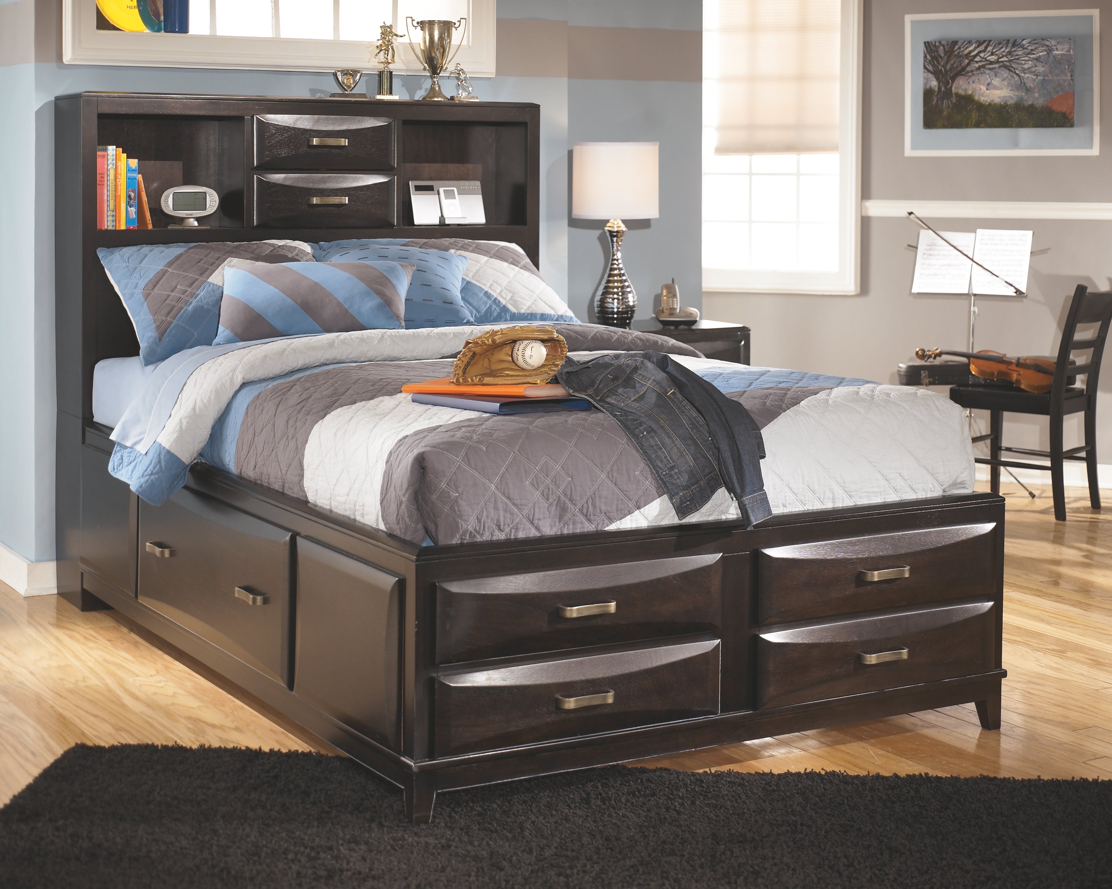 Kira Ashley Bed