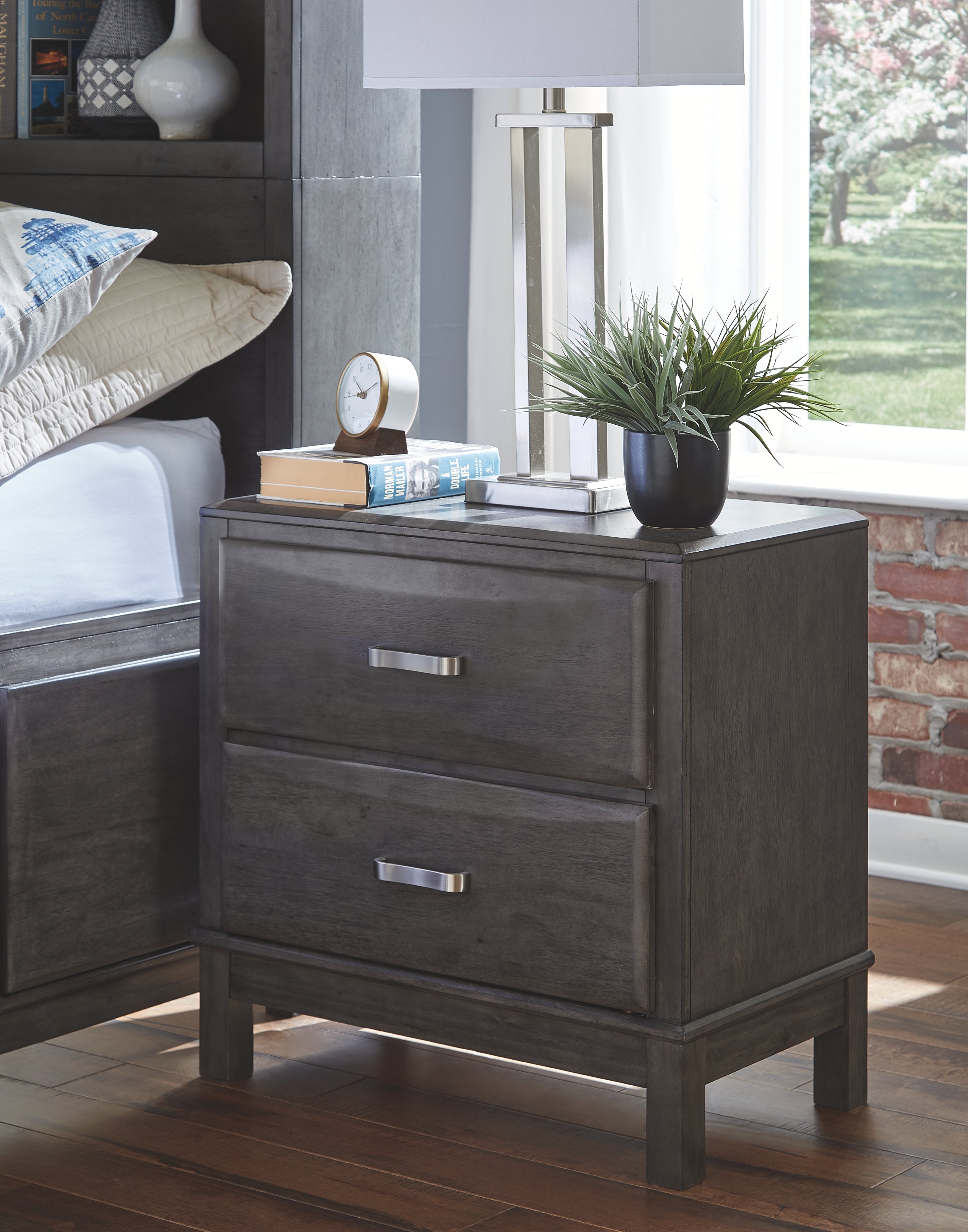 Caitbrook Signature Design by Ashley Nightstand