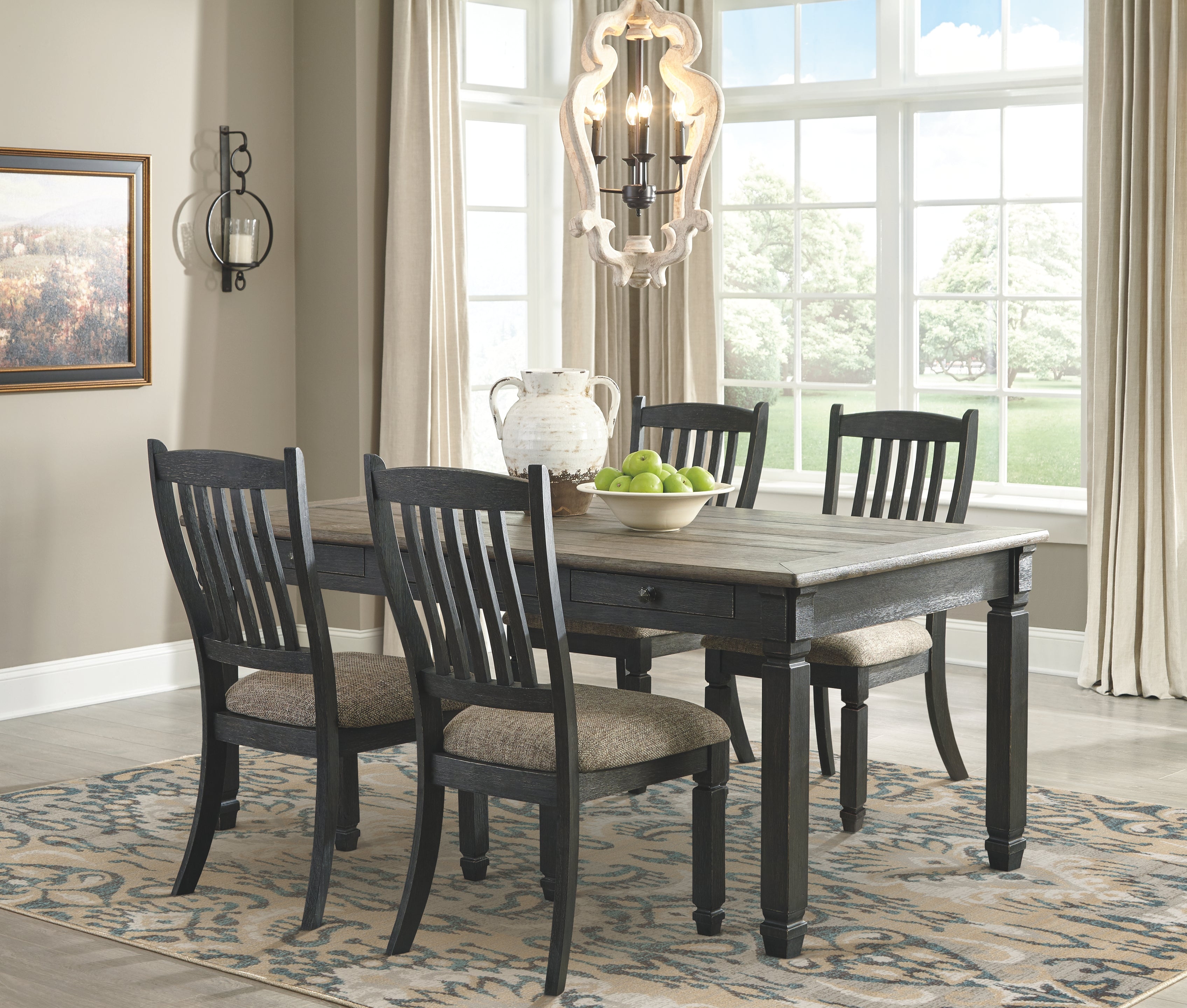 Tyler Creek Signature Design 5-Piece Dining Room Set