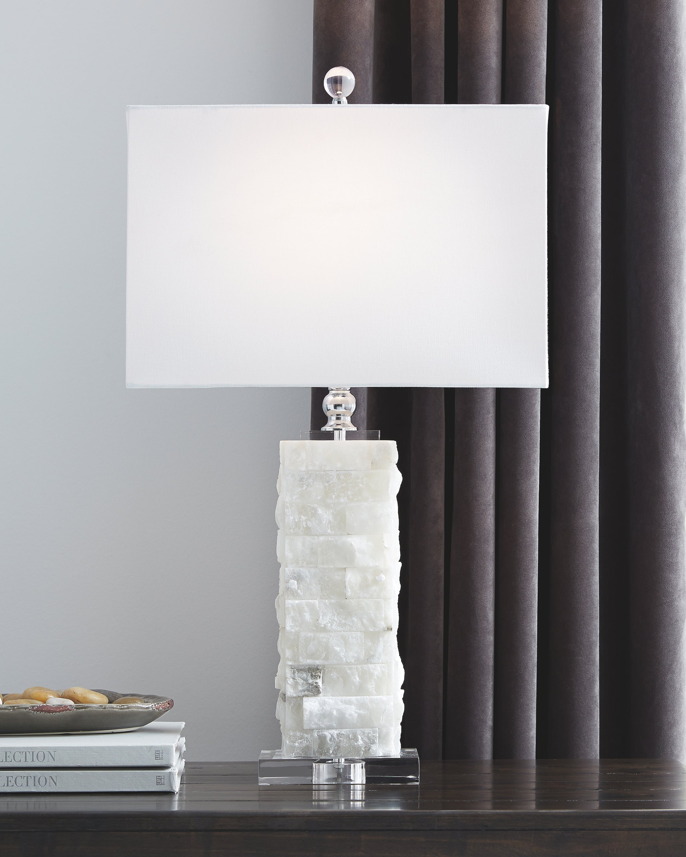 Malise Signature Design by Ashley Table Lamp