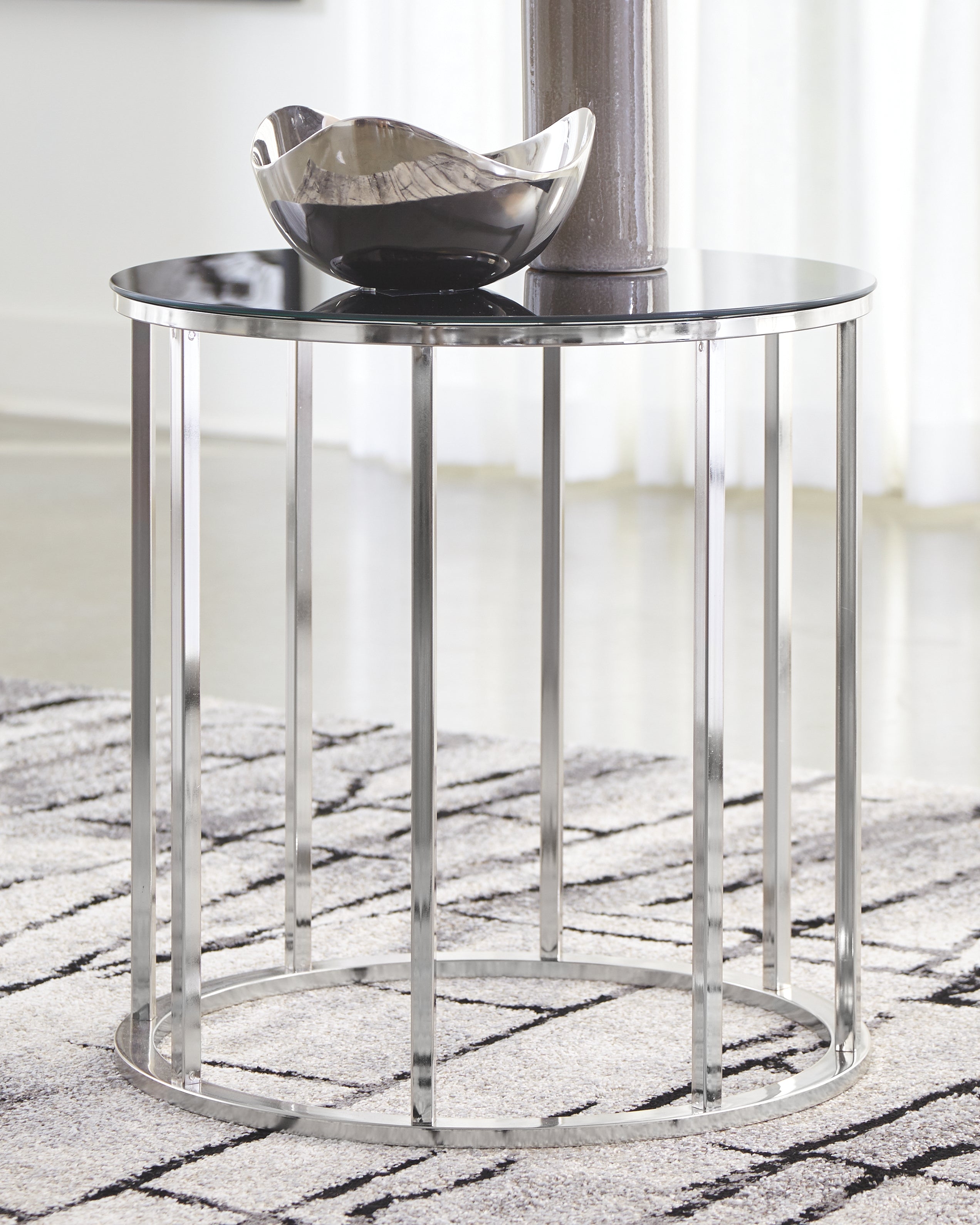 Clenco Signature Design by Ashley End Table