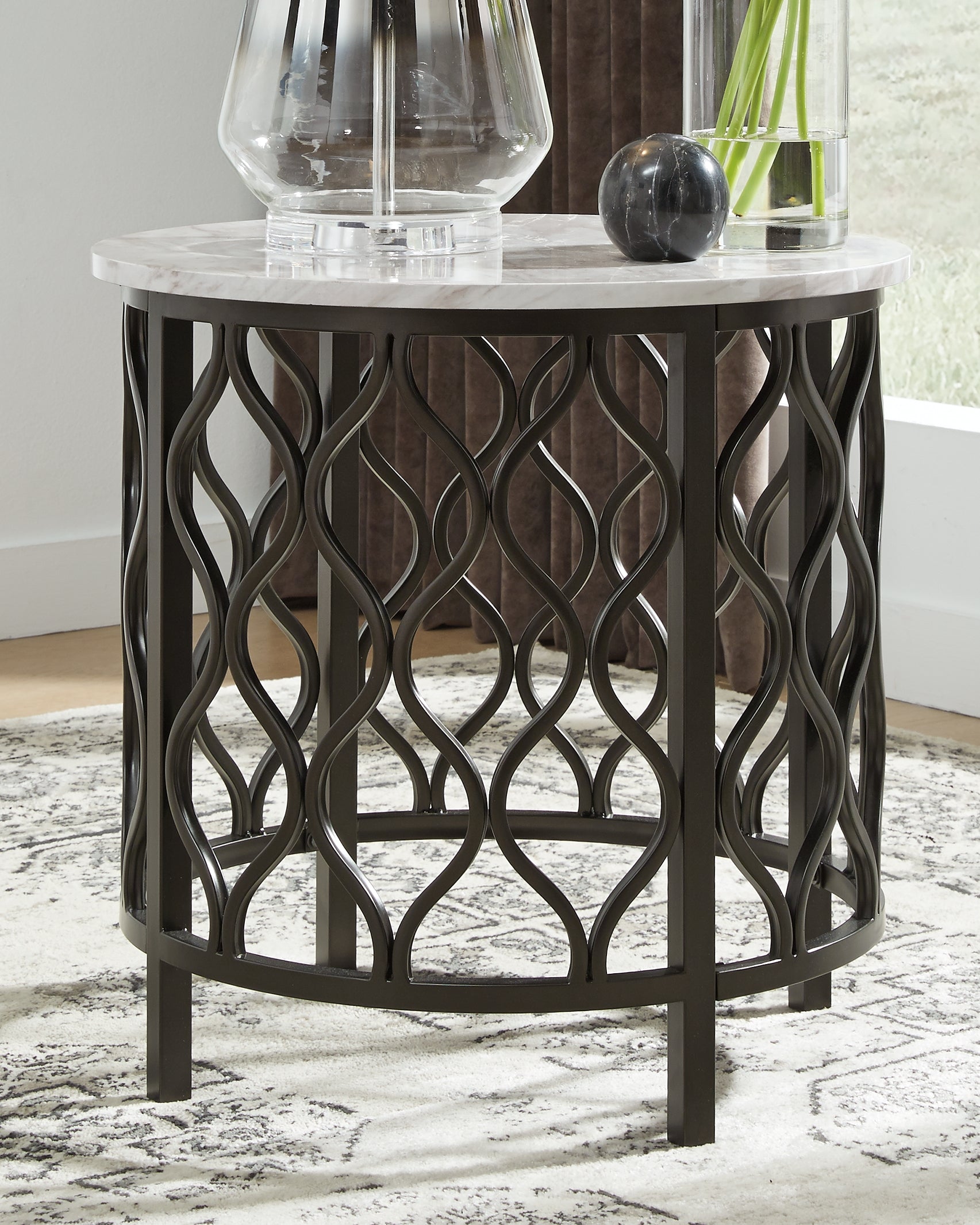 Trinson Signature Design by Ashley End Table