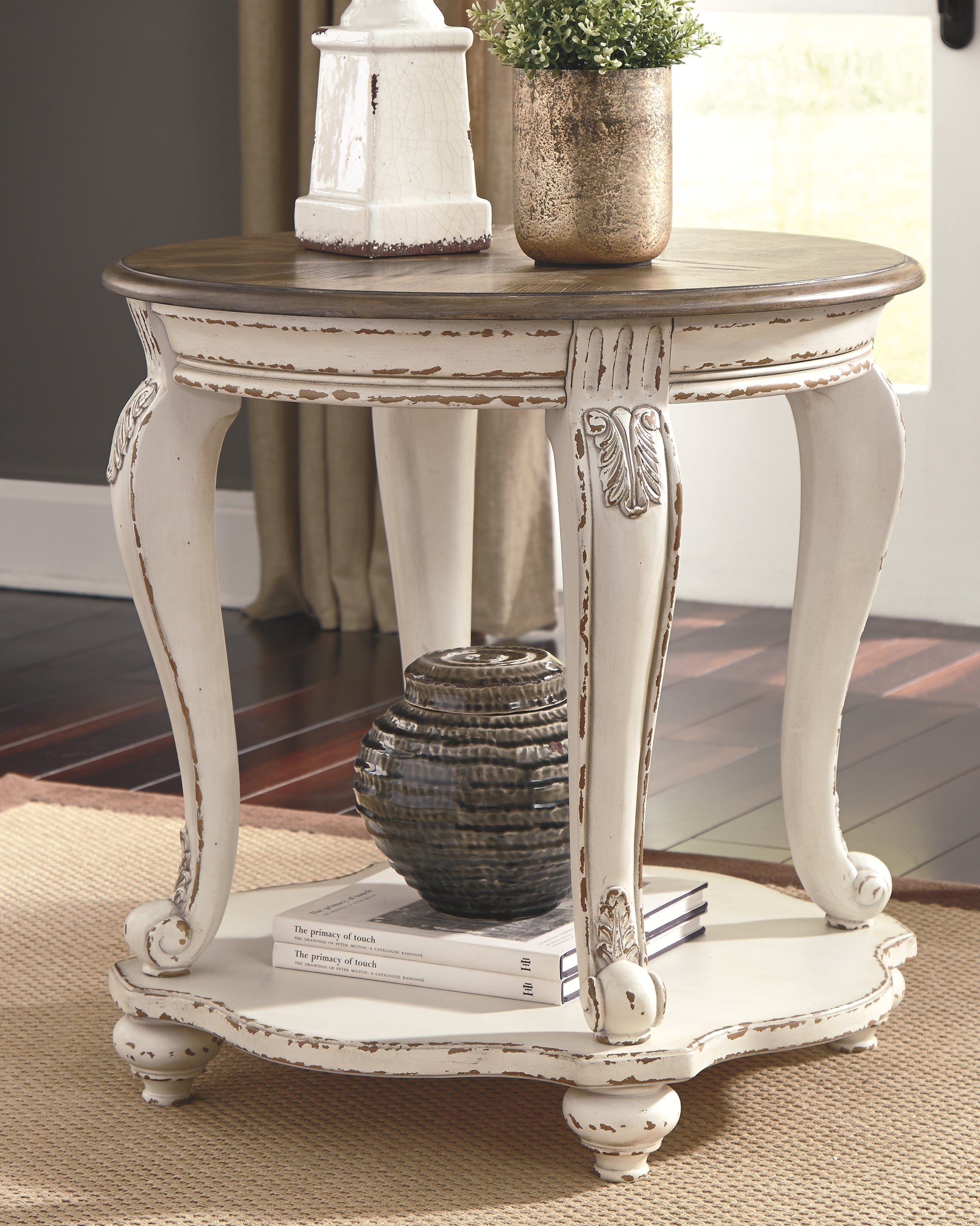 Realyn Signature Design by Ashley End Table