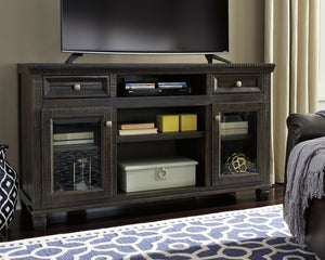 Townser Signature Design by Ashley TV Stand